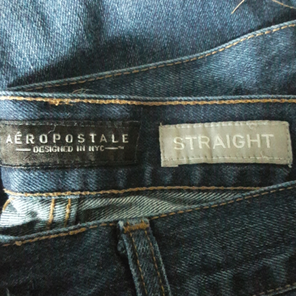 Mens medium to dark blue Aeropostale jeans